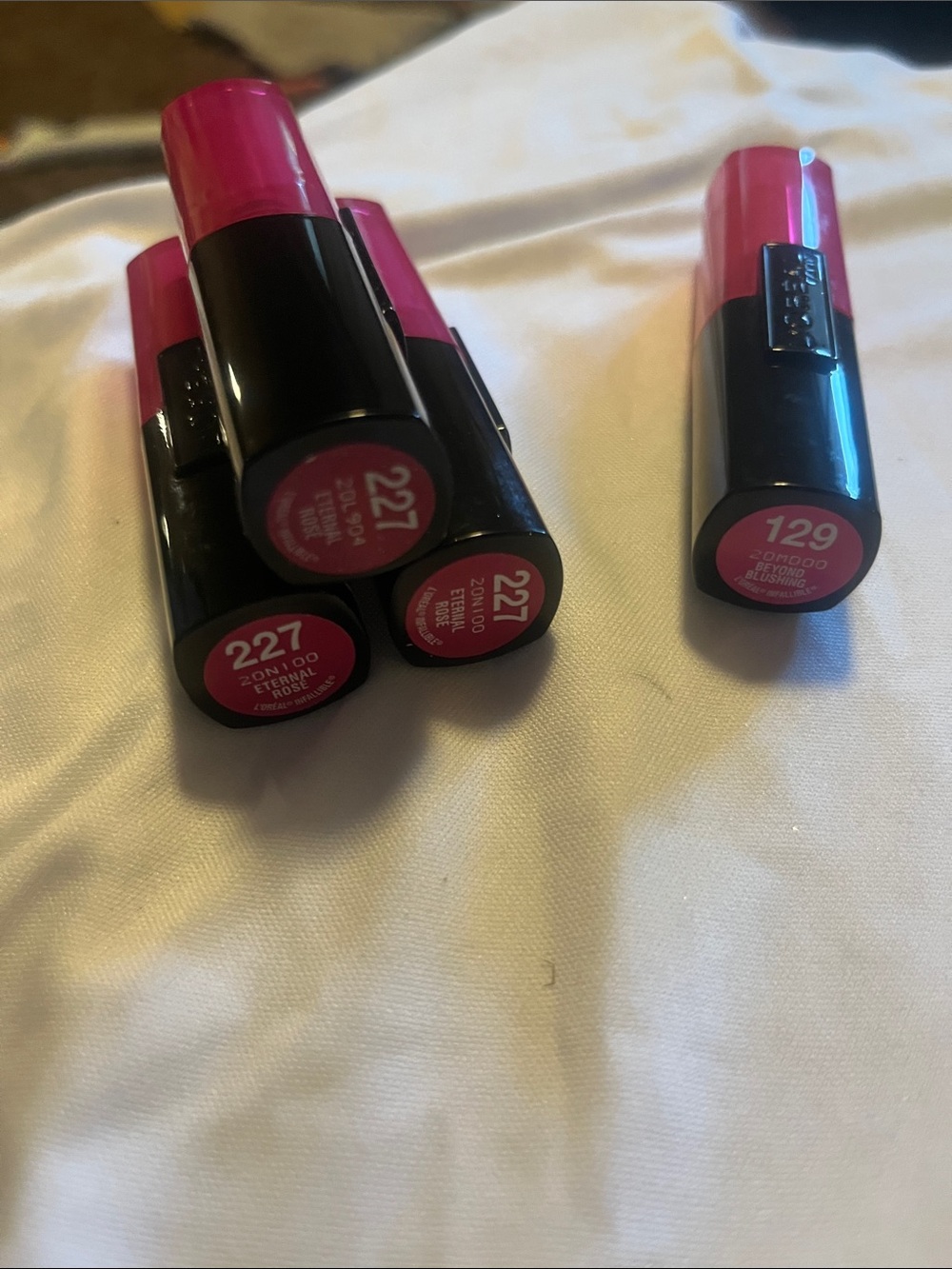 L-Oreal Creamy Pink Lipstick — Shade 227 & 129
